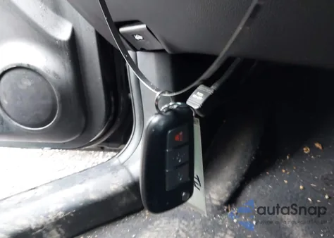 2019 Nissan Rogue S z USA, uszkodzony, nr VIN JN8AT2MT4KW266105